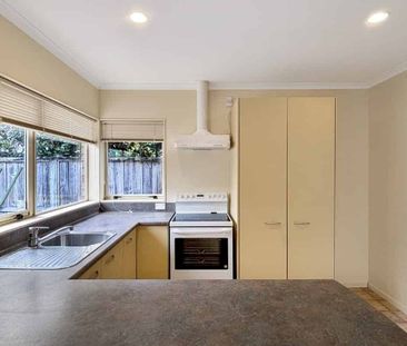 Welcome to 4/3 Byron Street - Photo 4