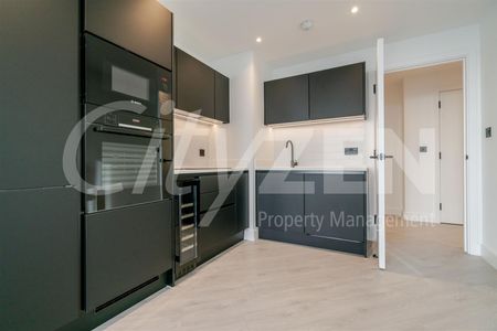 VISTA RIVER GARDENS, Trinity Way, Manchester - Photo 4