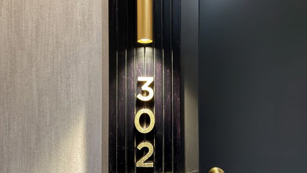 For Lease - 5 Lakeview Avenue Unit# 302, Toronto, Ontario - Photo 1