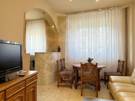 Casa de închiriat ultracentral in Oradea - Fotografie 2