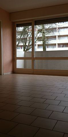 Location Appartement 2 pièces 44m² BOURGES 18000 - Photo 1