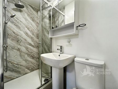 Cobbett Road, Guildford, Surrey, GU2 8EL - Photo 5