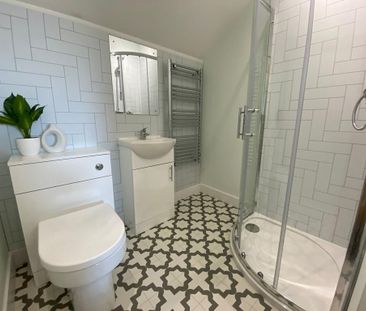 House share to rent - Photo 3