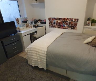 8 Letty Street, Cathays, Cardiff, CF24 4EJ - Photo 2