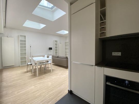 Location Appartement 2 pièces Meublé 56m² PARIS 10ème - Photo 1