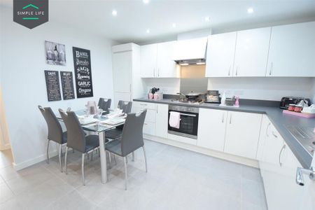 3 bedroom terraced house to rent - Photo 5