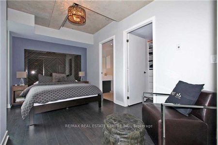 550 Wellington Lofts 55 , #437 - Photo 5