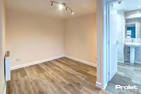 Aylsham Road, Norwich, NR3 2HD - Photo 2