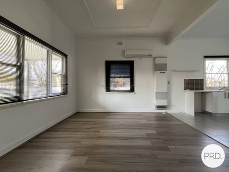 NEATLY PRESENTED! - Photo 2