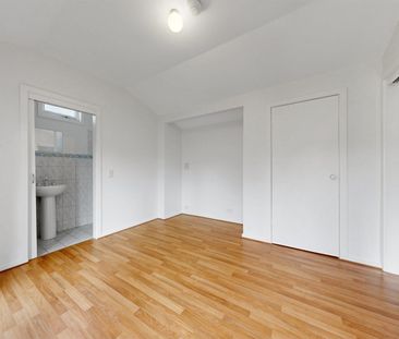 22 Zeal Street, Brunswick West VIC 3055 - Photo 3