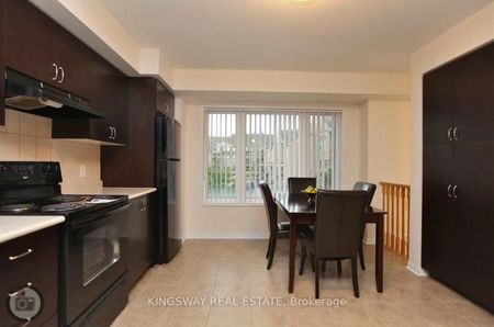 For Lease - 3050 Erin Centre Boulevard Unit# 63, Mississauga, Ontario - Photo 5
