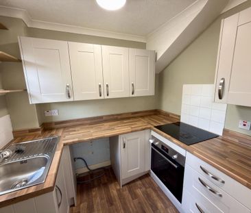2 bedroom terraced house to rent - Photo 3