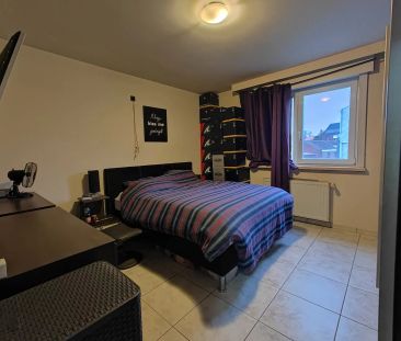 Verzorgd tweeslaapkamer appartement met garage in centrum Hooglede - Photo 4