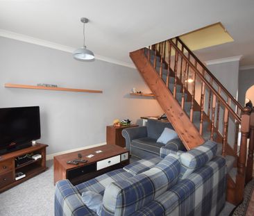 2 bedroom terraced house to rent - Photo 1