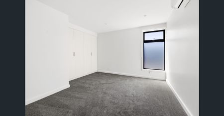 STUNNING BRAND NEW TWO BED TOWNHOUSES WITH CITY VIEWS! - Photo 2