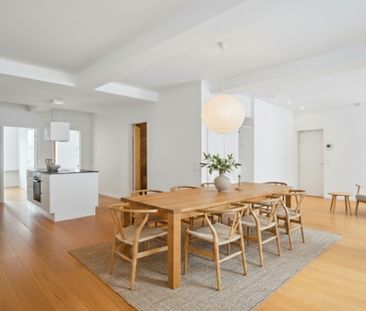 Eksklusiv lejebolig med 2 badeværelser og direkte udgang til gården - Photo 1