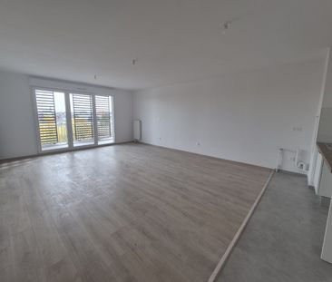 Location Appartement 3 pièces 70m² VALENCIENNES 59300 - Photo 2
