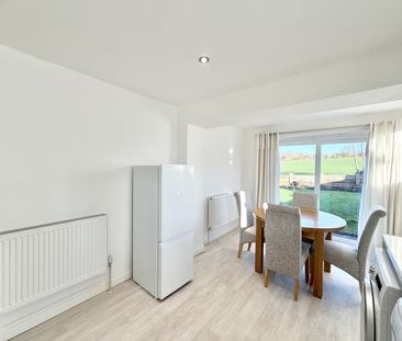 3 Bedroom Bungalow for Rent - Photo 2