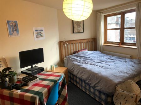 Johnny Ball Lane, Bristol - Photo 3