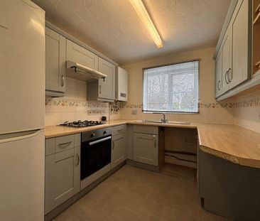 2 bedroom terraced house to rent - Photo 6