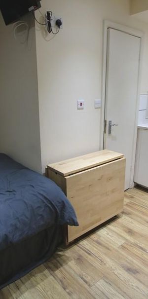 Studio to rent - Photo 1