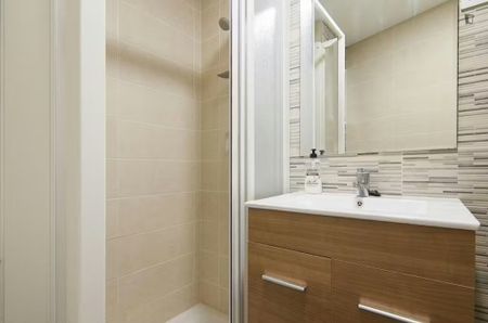 Carrer de Molinell, Valencia, Valencian Community 46010 - Photo 2