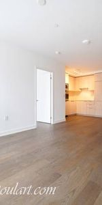 11 WELLESLEY STREET CONDOS - 2 BEDROOM+DEN W/HUGE TERRACE & PARKING - Photo 4