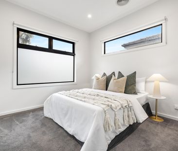 525B Springvale Road, Glen Waverley VIC 3150 - Townhouse For Rent |... - Photo 5