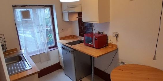 Room in a Shared House, Cuthbert Road, CR0 - Photo 3