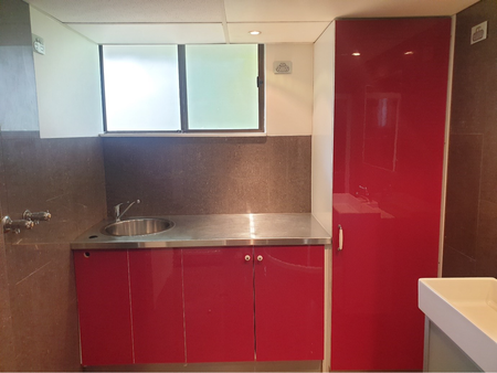 Unit 25, 22 Commodore Drive, Surfers Paradise, QLD - Photo 3