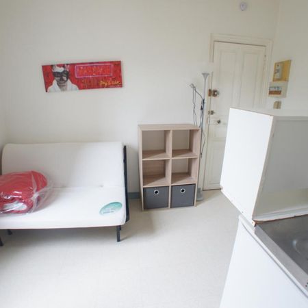 Location Appartement 1 pièce 11m² ANGERS 49100 - Photo 4