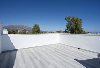 6 bedroom luxury Villa for rent in Benahavís, Spain