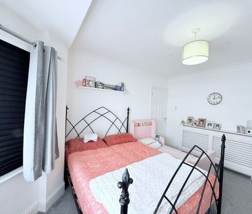 4 bed Mid Terraced House for Rent - Photo 5