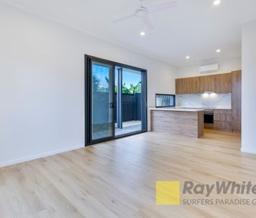 7/95-97 Johnston Street, Southport QLD 4215 - House For Rent | Domain - Photo 5