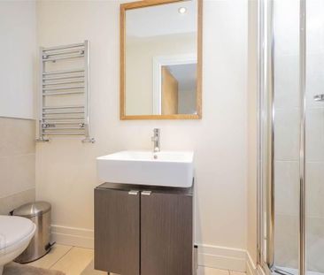 Apt 125 The Merchant Building, James Clow, 16 Princes Dock Street, ... - Photo 6