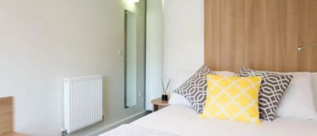 Silver Ensuite - Photo 2