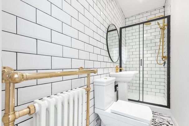 6 bedroom terraced house to rent - Photo 1