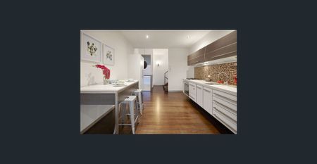 CONTEMPORARY TRI-LEVEL TOWNHOUSE IN THE HEART OF VIBRANT ST KILDA - Photo 3