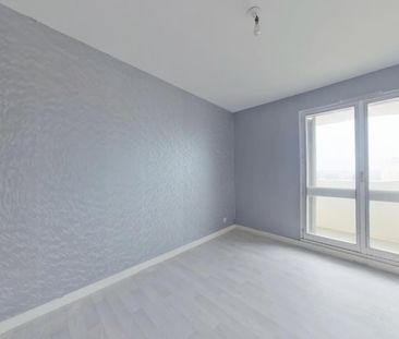 Location Appartement 3 pièces 63m² CHATELLERAULT 86100 - Photo 2