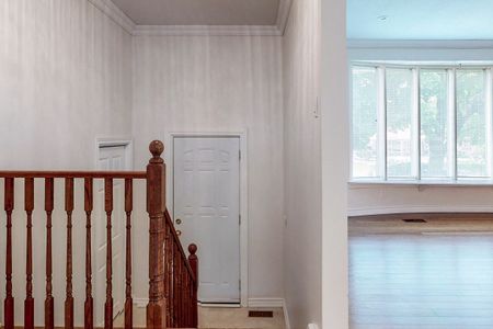 For Lease - 1 Billy Joel Crescent, Markham, Ontario - Photo 2