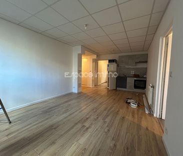 F3 - ROUEN GARE - TERRASSE - PARKING - Photo 1