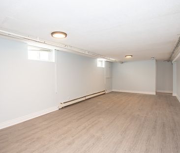 **SPACIOUS** 3 BEDROOM UNIT IN ST. CATHARINES!! - Photo 5