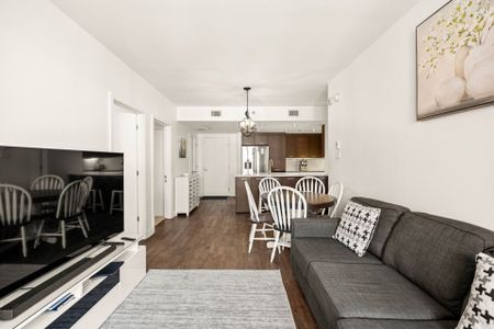 905 Av. Plymouth, #609 - Photo 5