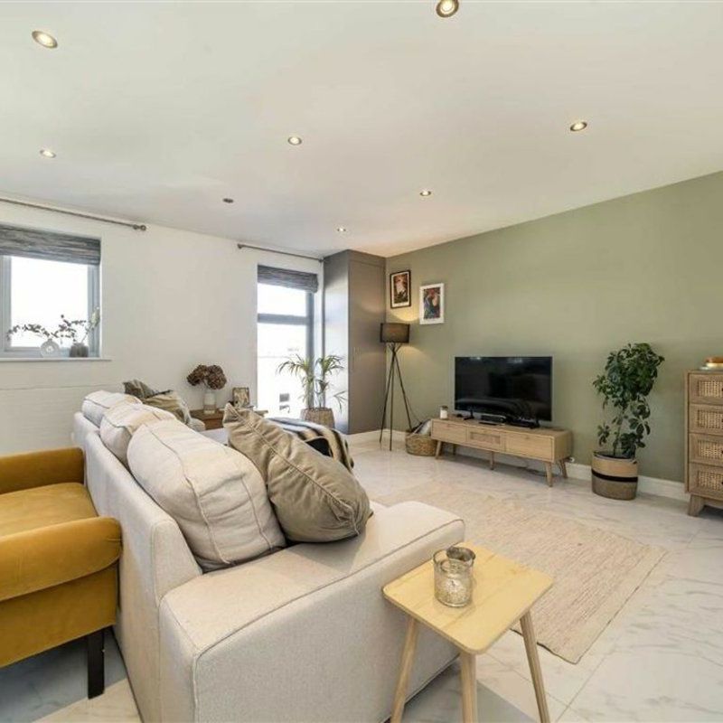 Woodland Crescent, Greenwich, SE10 - Photo 1