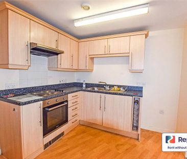 2 bedroom flat to rent - Photo 4