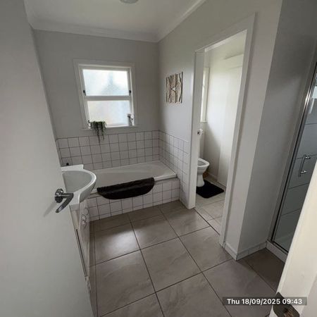 Levin - 3 bedrooms - Photo 2