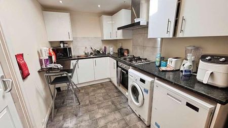 Teversal Avenue, NG7 - Photo 2