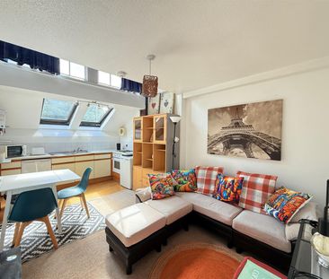 Flat 22 Tabernacle Chapel Garth Road - Photo 1