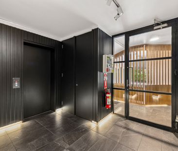 5/53-55 Elizabeth Bay Road, Elizabeth Bay NSW 2011 - Apartment For ... - Photo 3