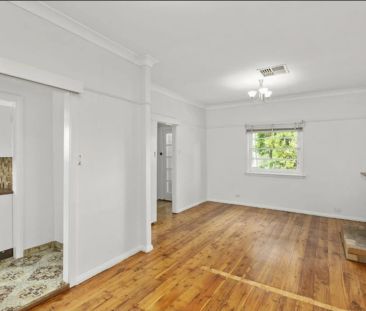 Charming Home in a Convenient Location – Close to Hazelbrook Amenit... - Photo 1